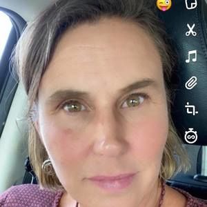 Meet your Posher, Janine